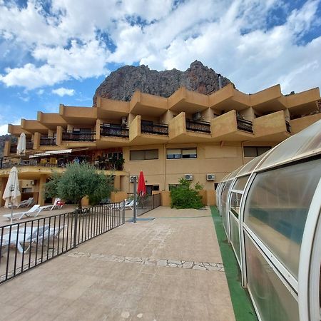 Hotel Felipe II Ayna Exterior foto