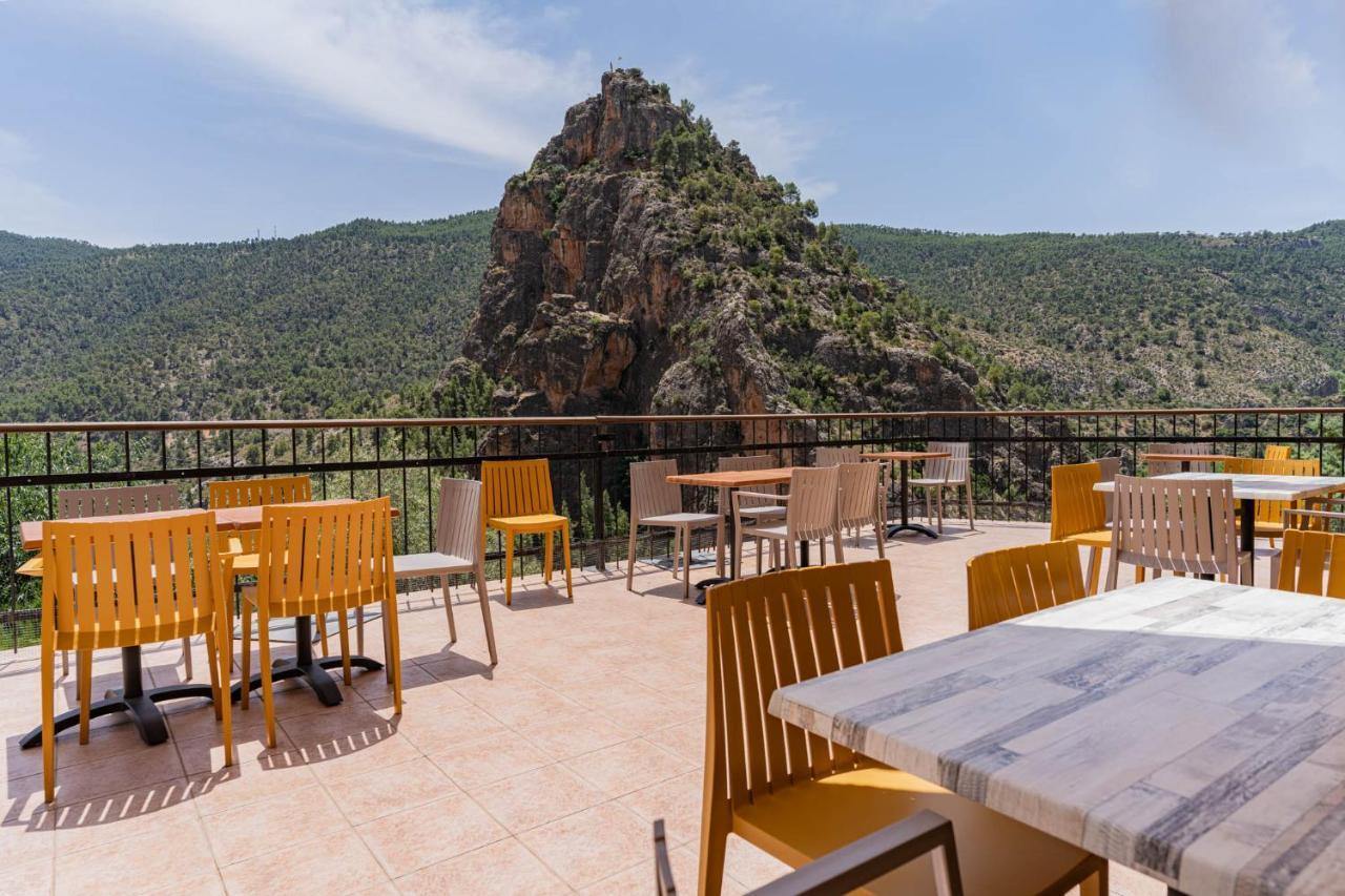 Hotel Felipe II Ayna Exterior foto
