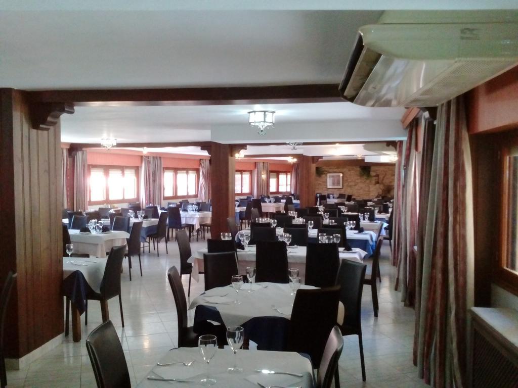 Hotel Felipe II Ayna Exterior foto